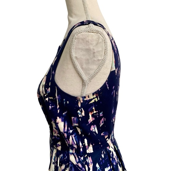 Club Monaco Abstract Print Sleeveless Dress Size 4 | Purple Navy Cream Cocktail - Picture 5 of 13